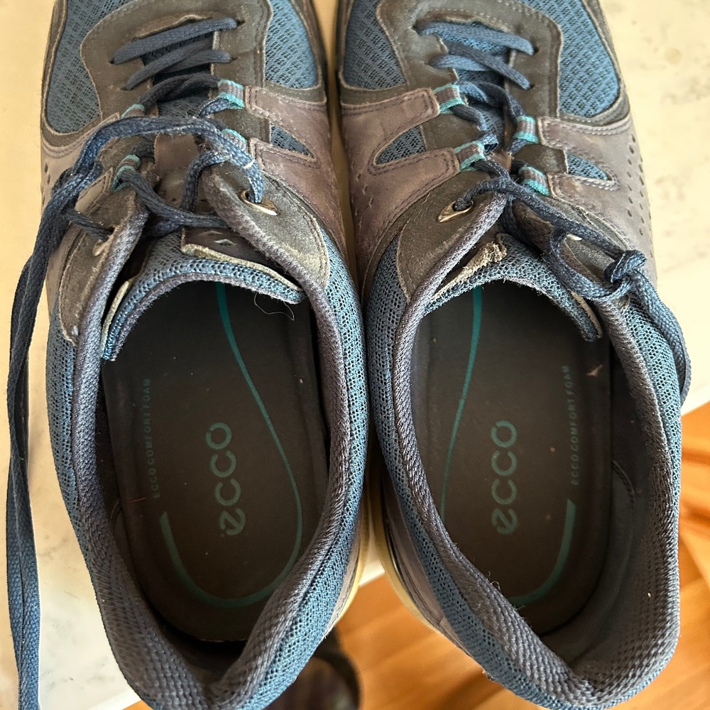 Mens Ecco blue 44 lightweight lace up sneakers